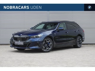 BMW i5 eDrive40 M Sport / Adaptieve LED / Stoelventilatie / Comfort Access / Parking Assistant Plus / Stoelverwarming