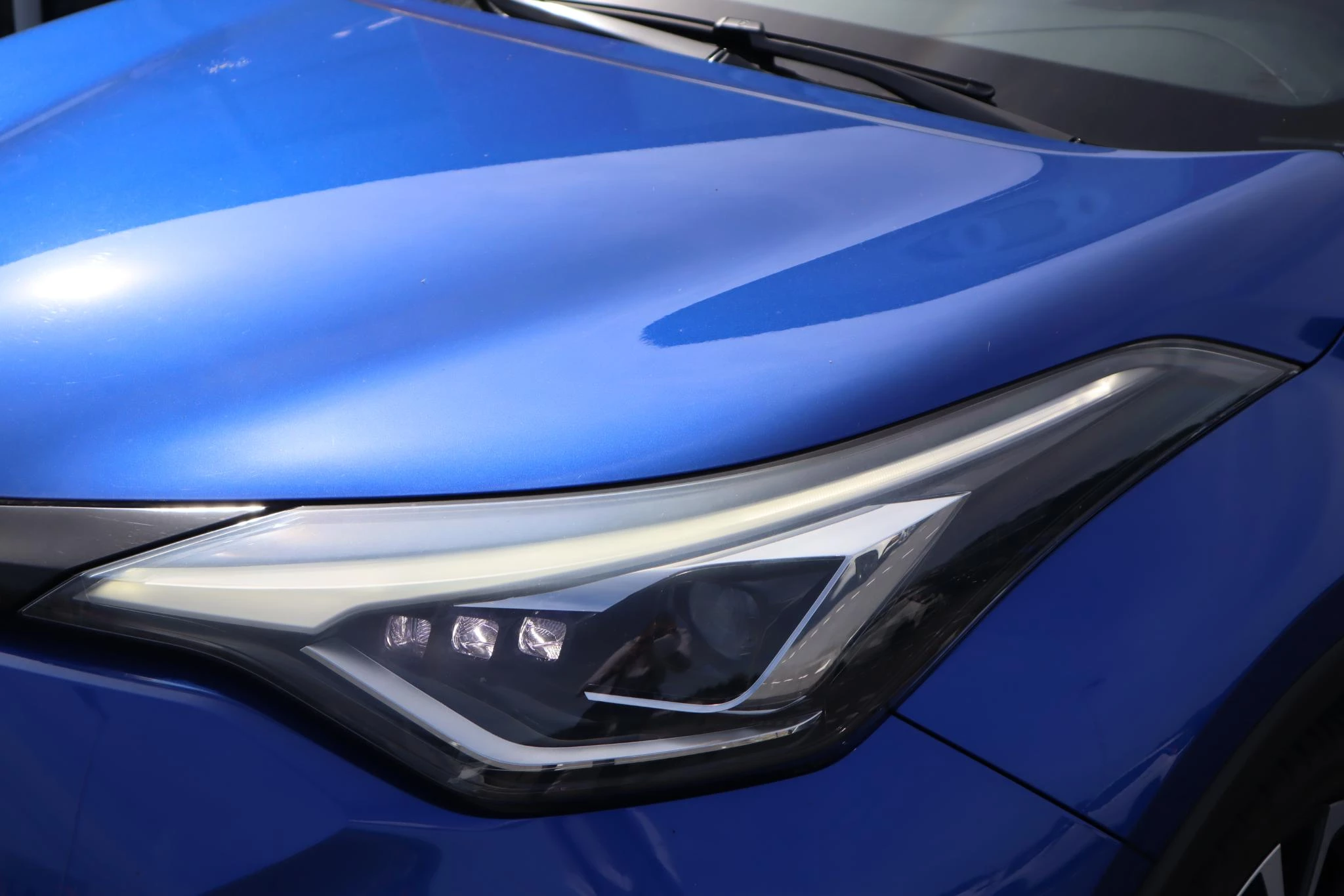 Hoofdafbeelding Toyota C-HR