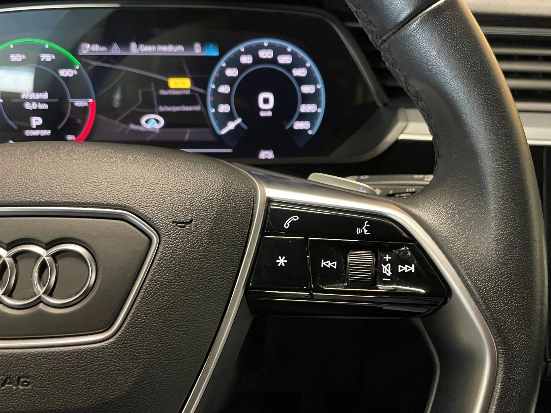 Hoofdafbeelding Audi e-tron