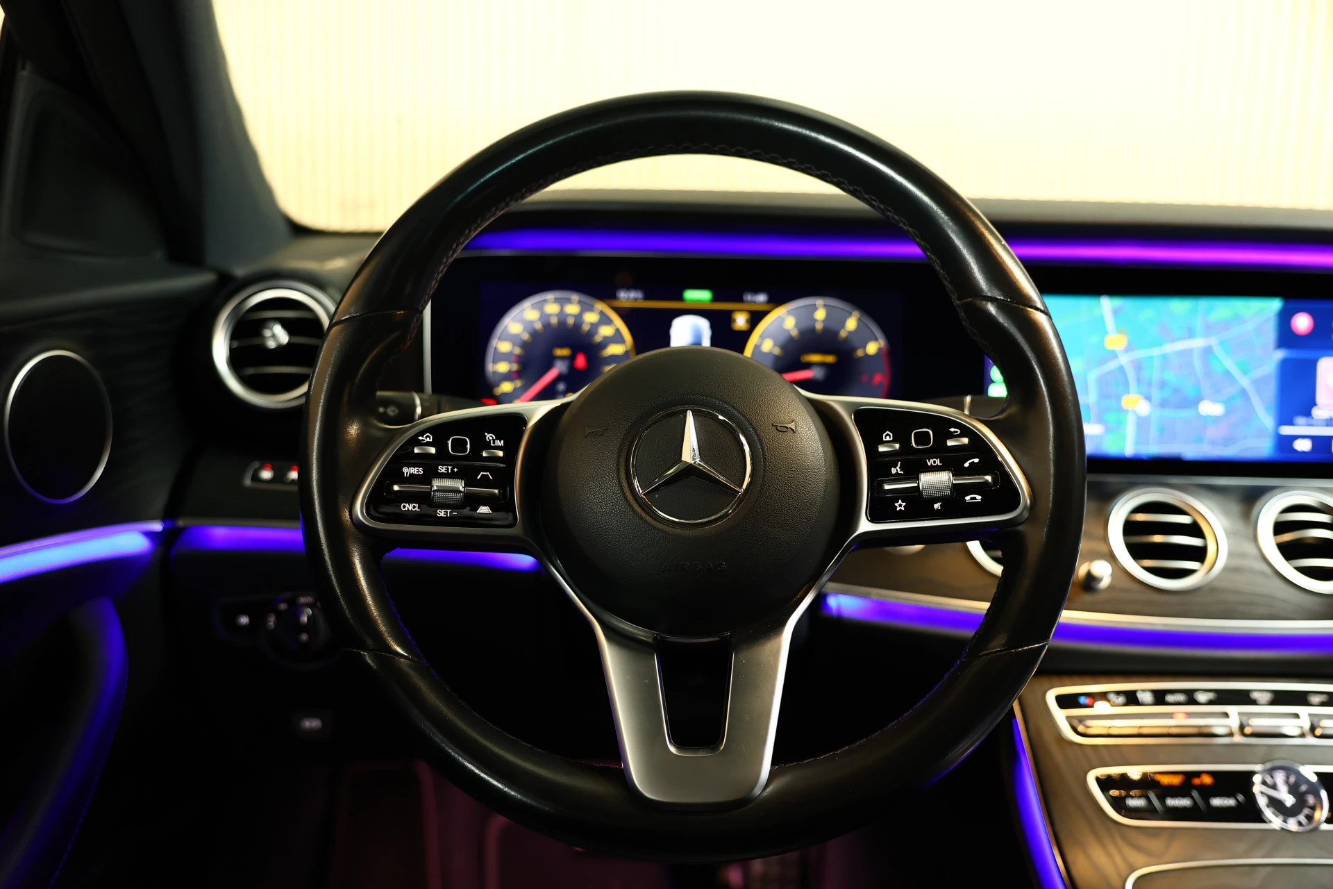 Hoofdafbeelding Mercedes-Benz E-Klasse