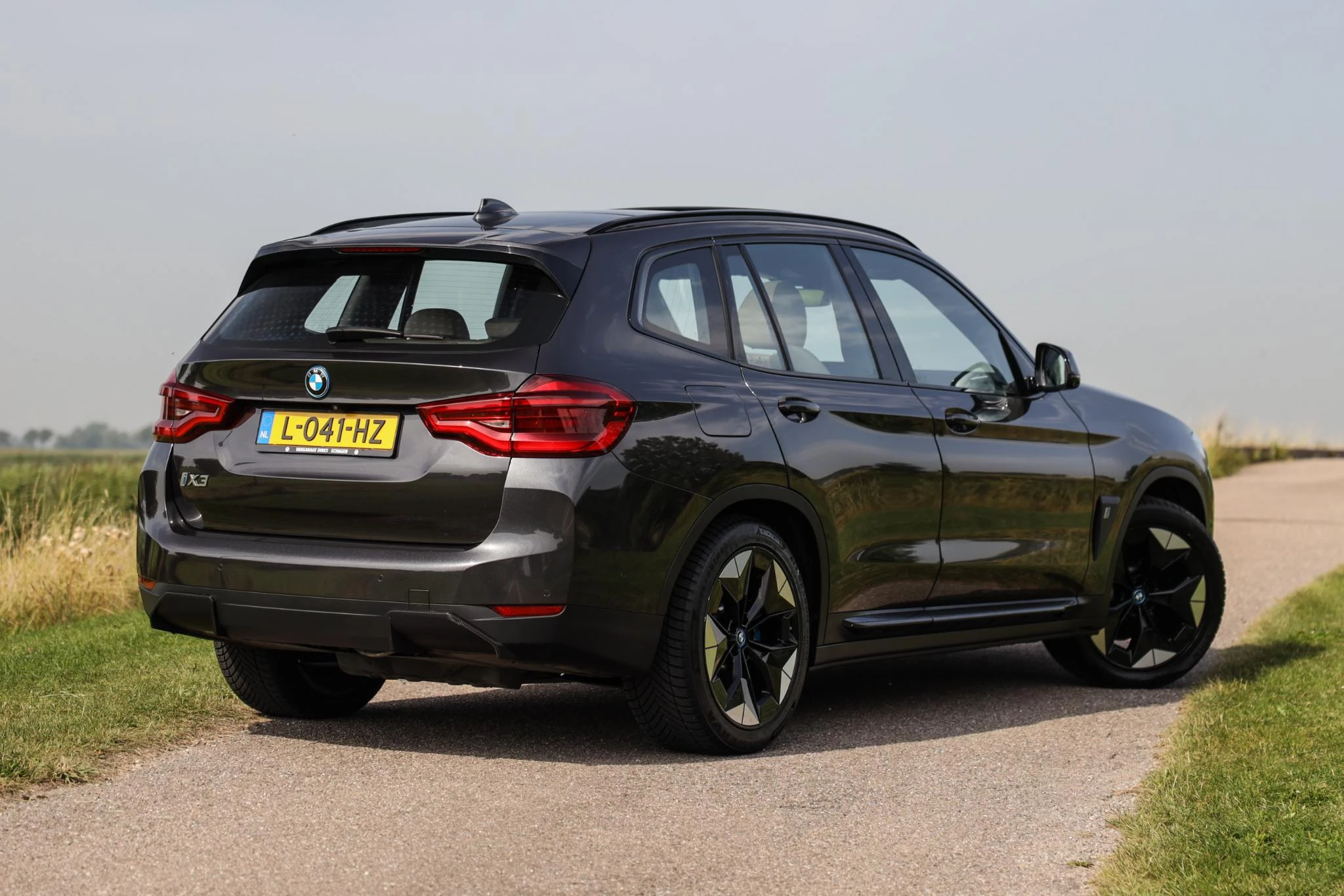 Hoofdafbeelding BMW iX3