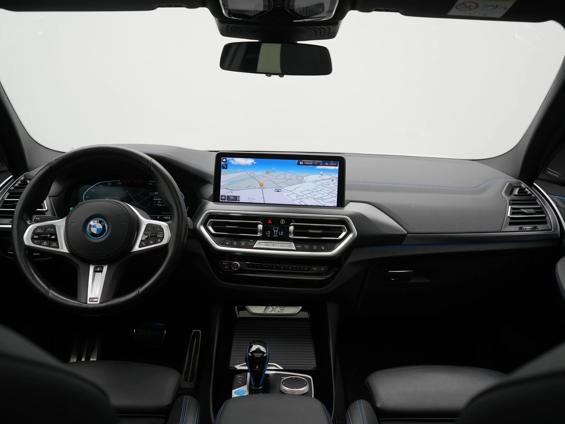 Hoofdafbeelding BMW iX3