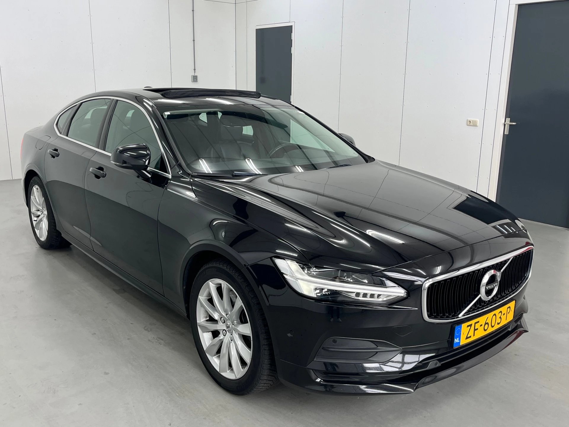 Hoofdafbeelding Volvo S90