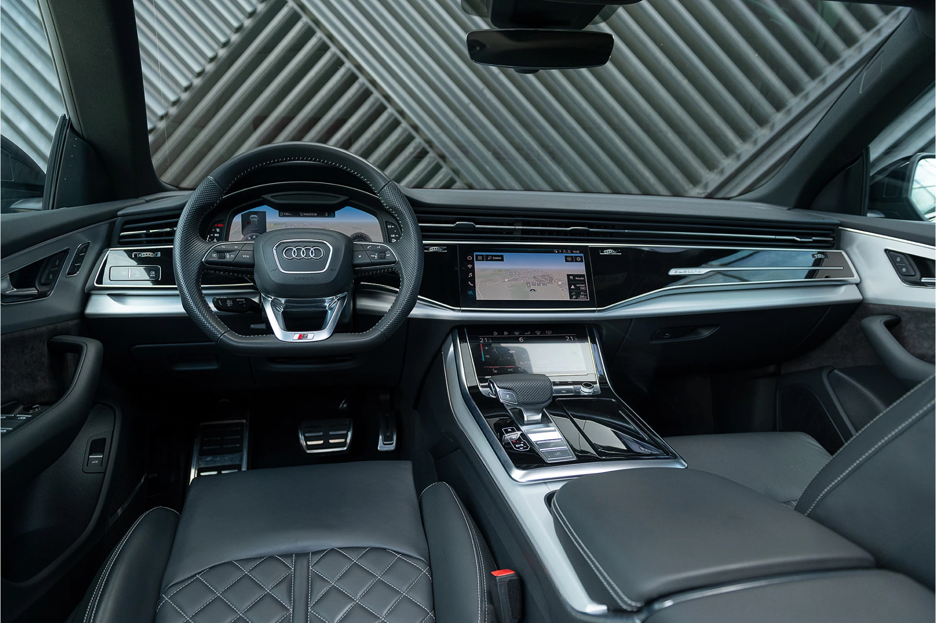 Hoofdafbeelding Audi Q8
