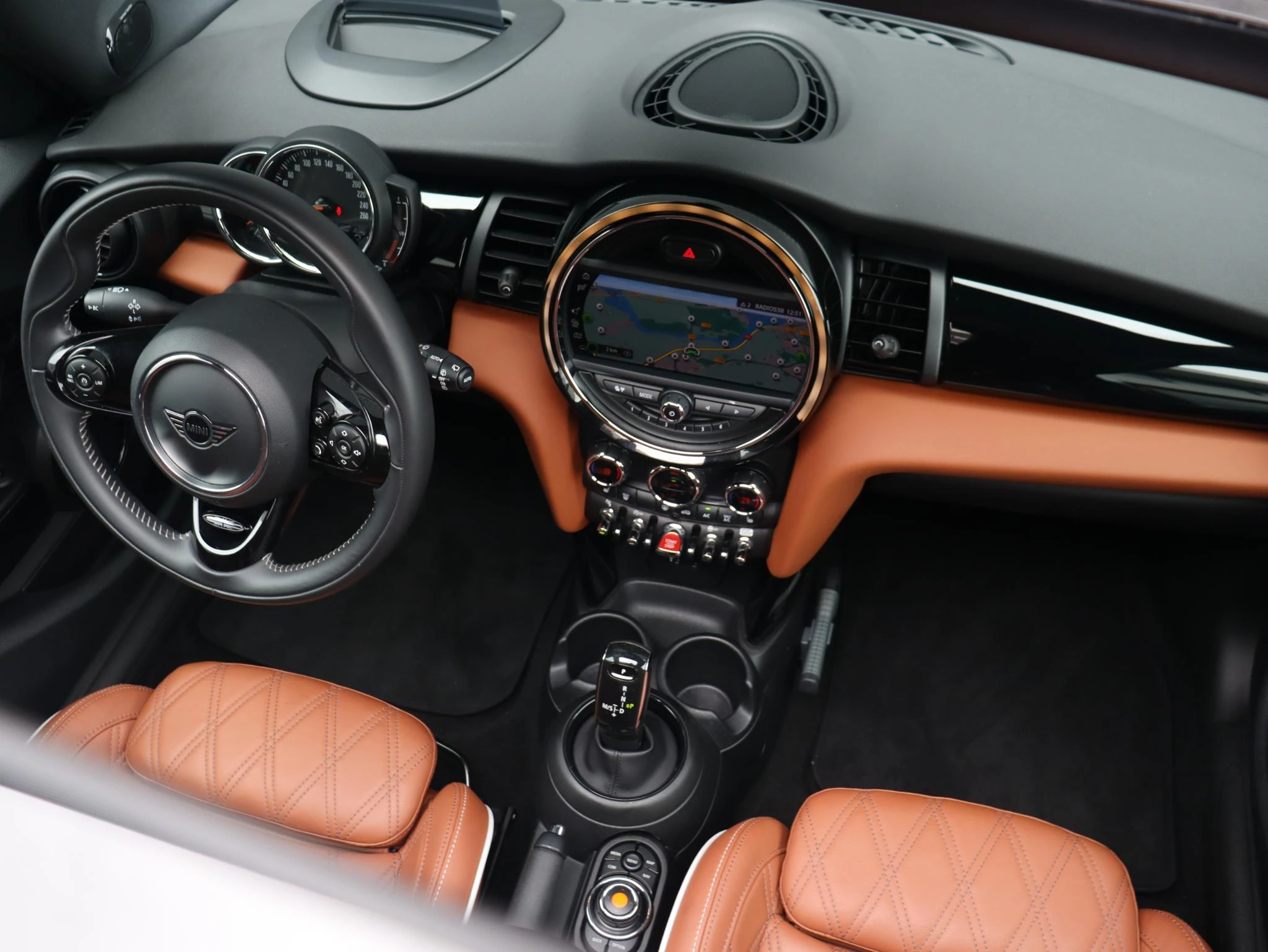 Hoofdafbeelding MINI 5-deurs