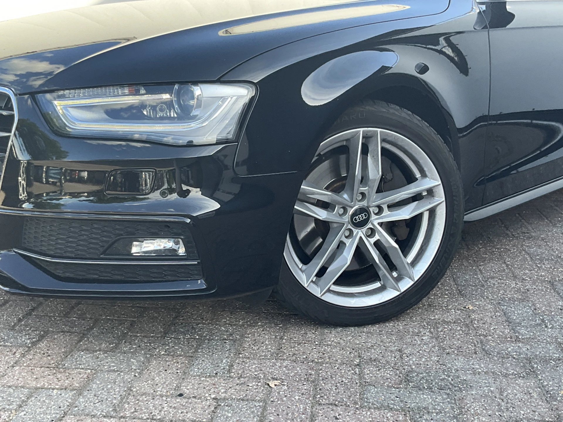 Hoofdafbeelding Audi A4