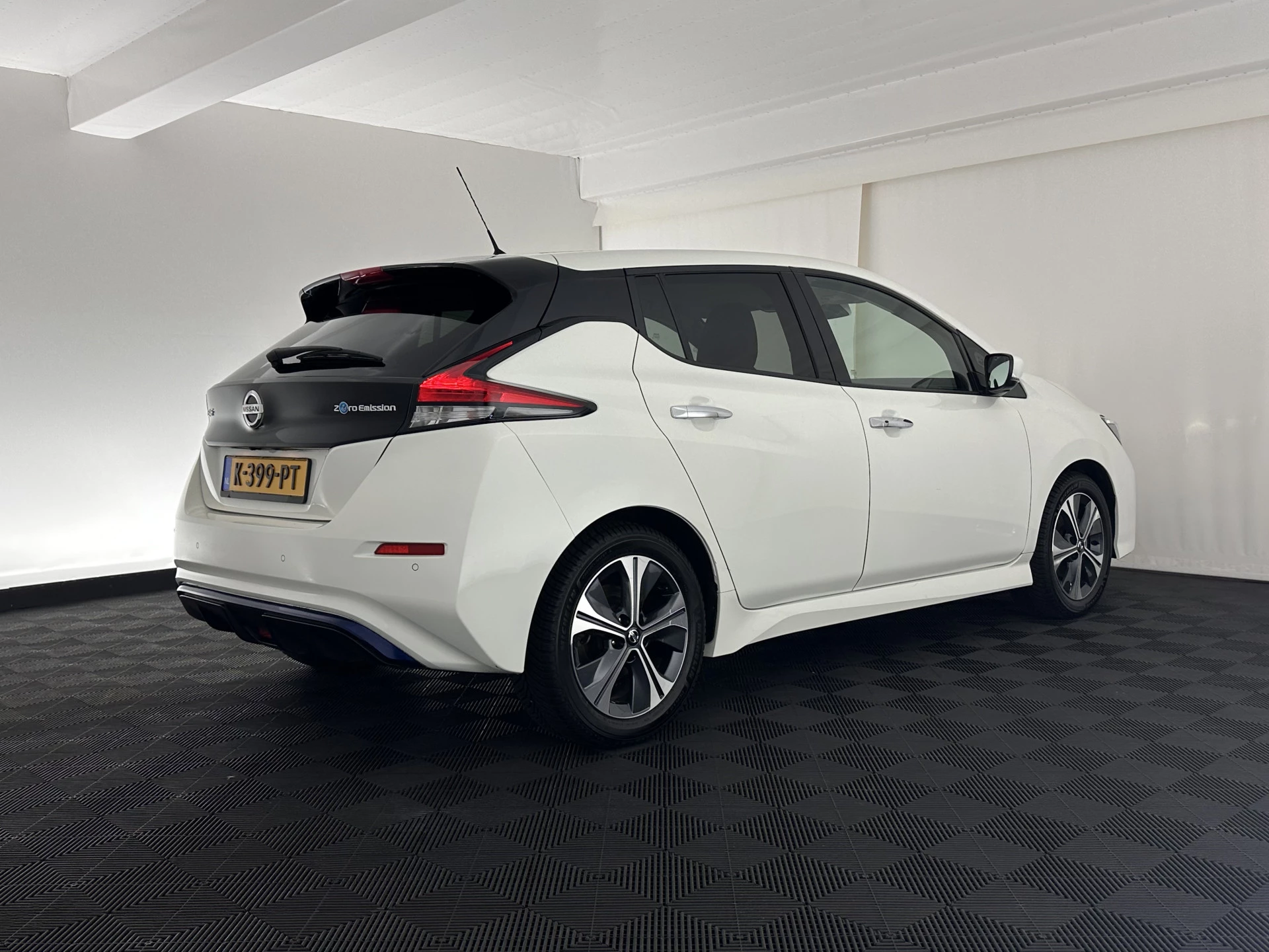 Hoofdafbeelding Nissan Leaf