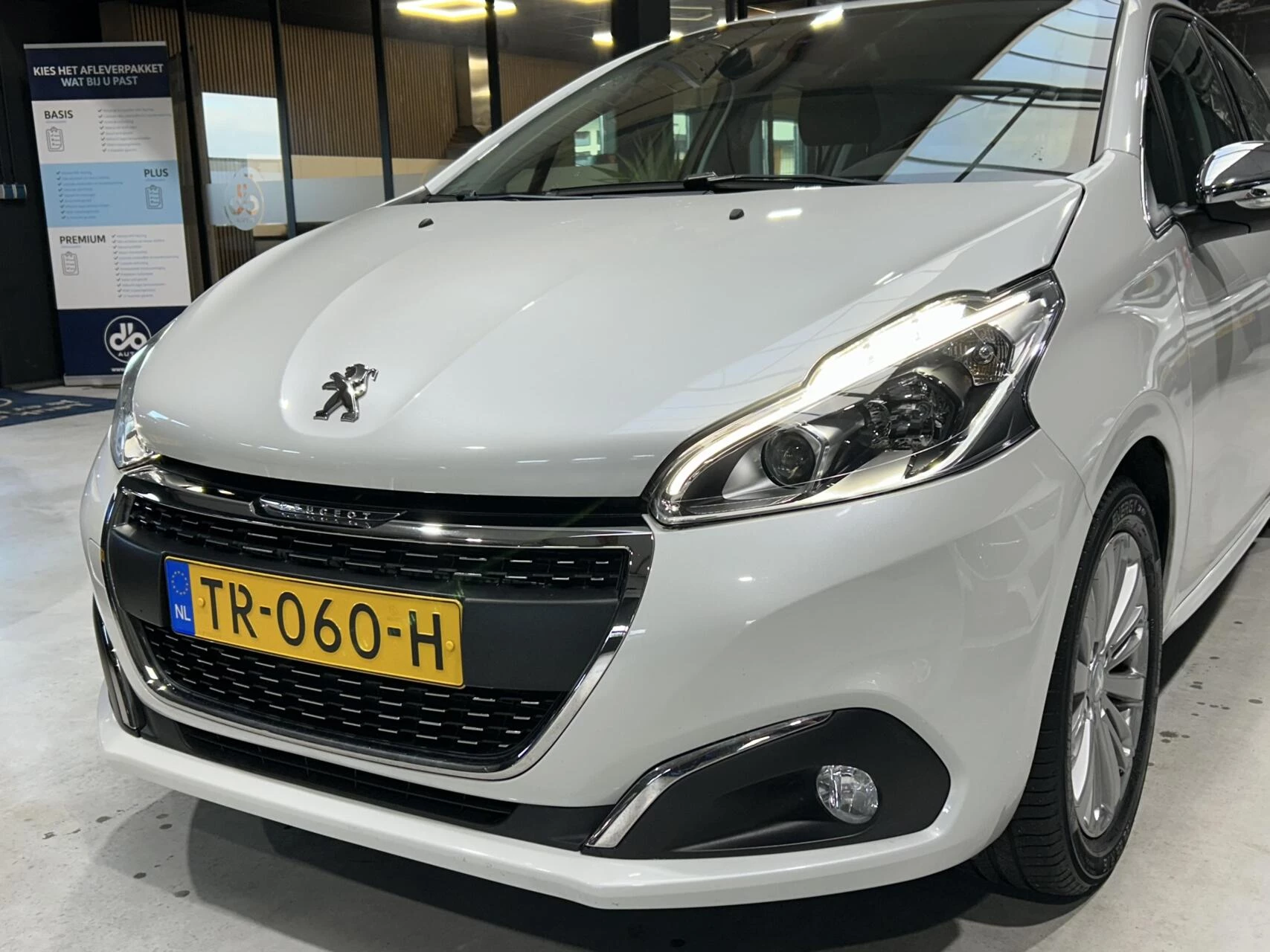 Hoofdafbeelding Peugeot 208