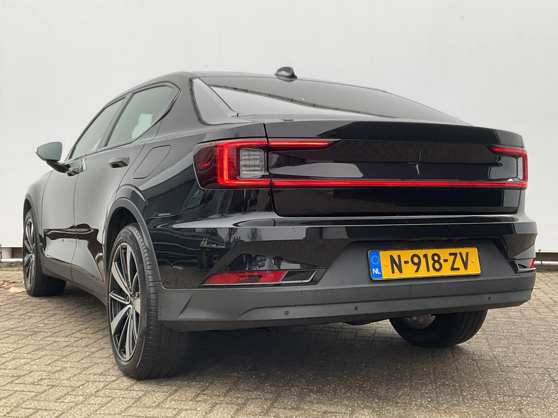 Hoofdafbeelding Polestar 2