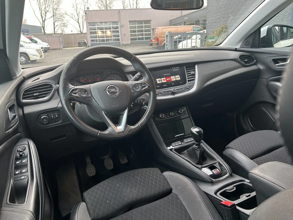 Hoofdafbeelding Opel Grandland X