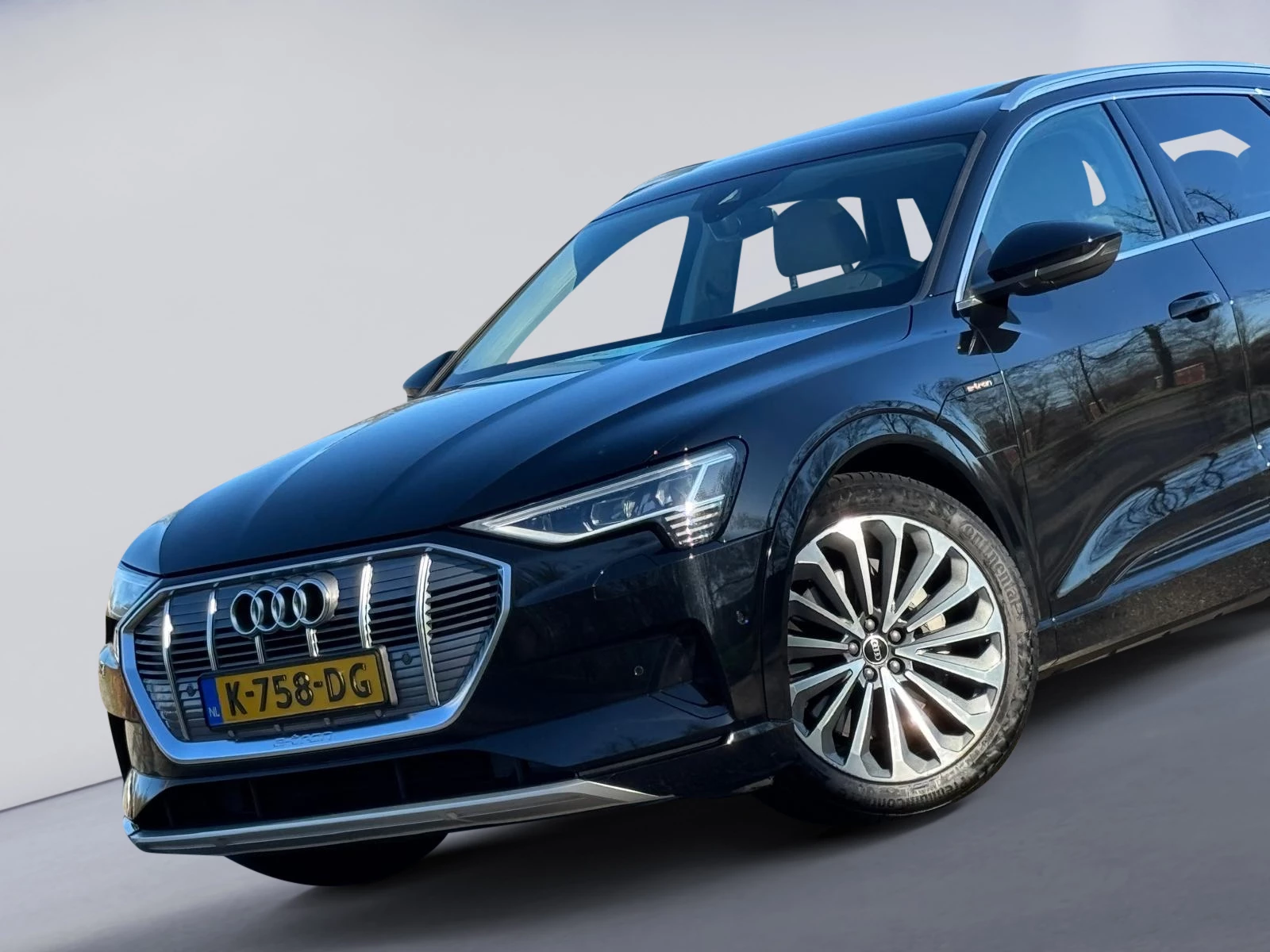 Hoofdafbeelding Audi e-tron