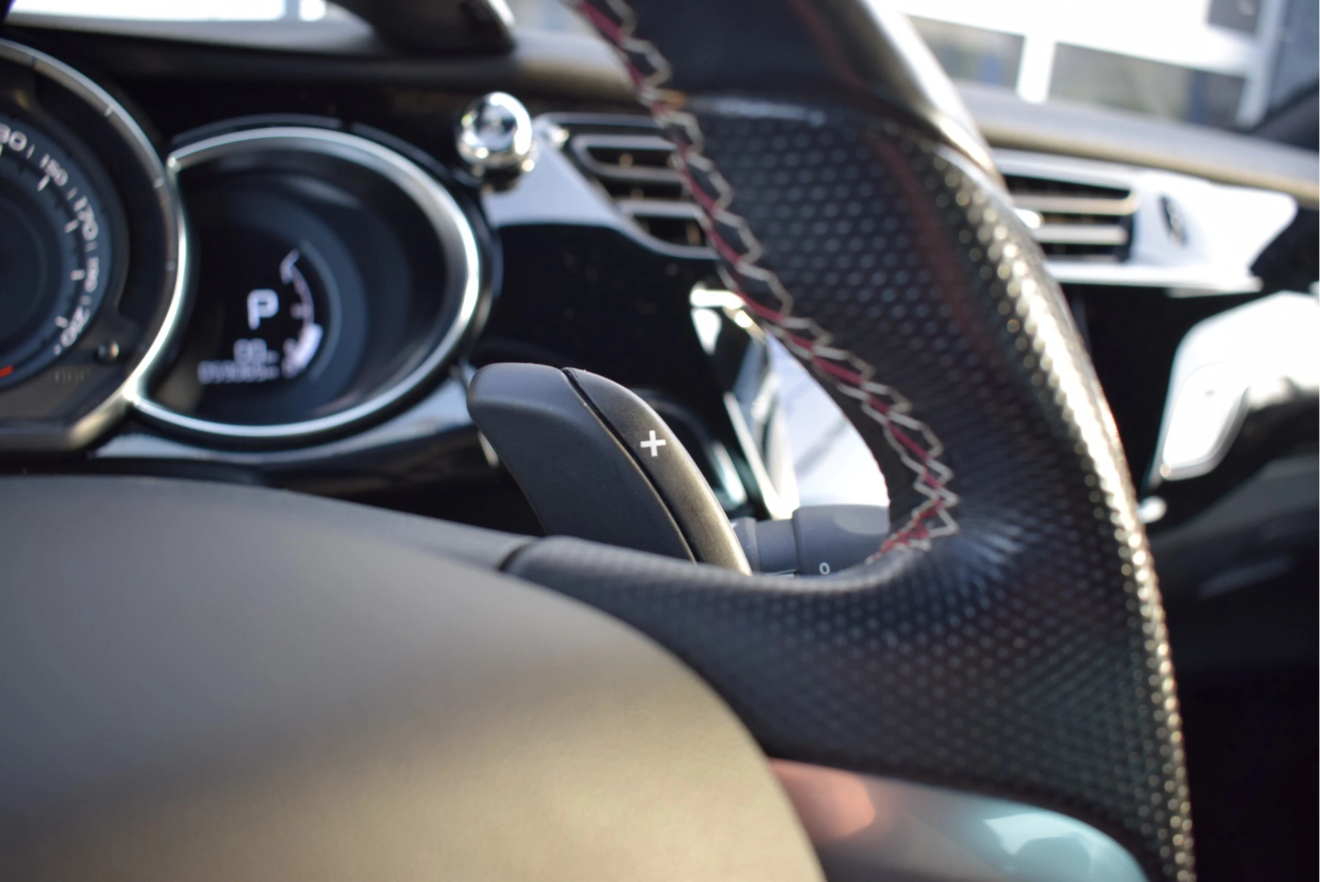 Hoofdafbeelding DS DS 3