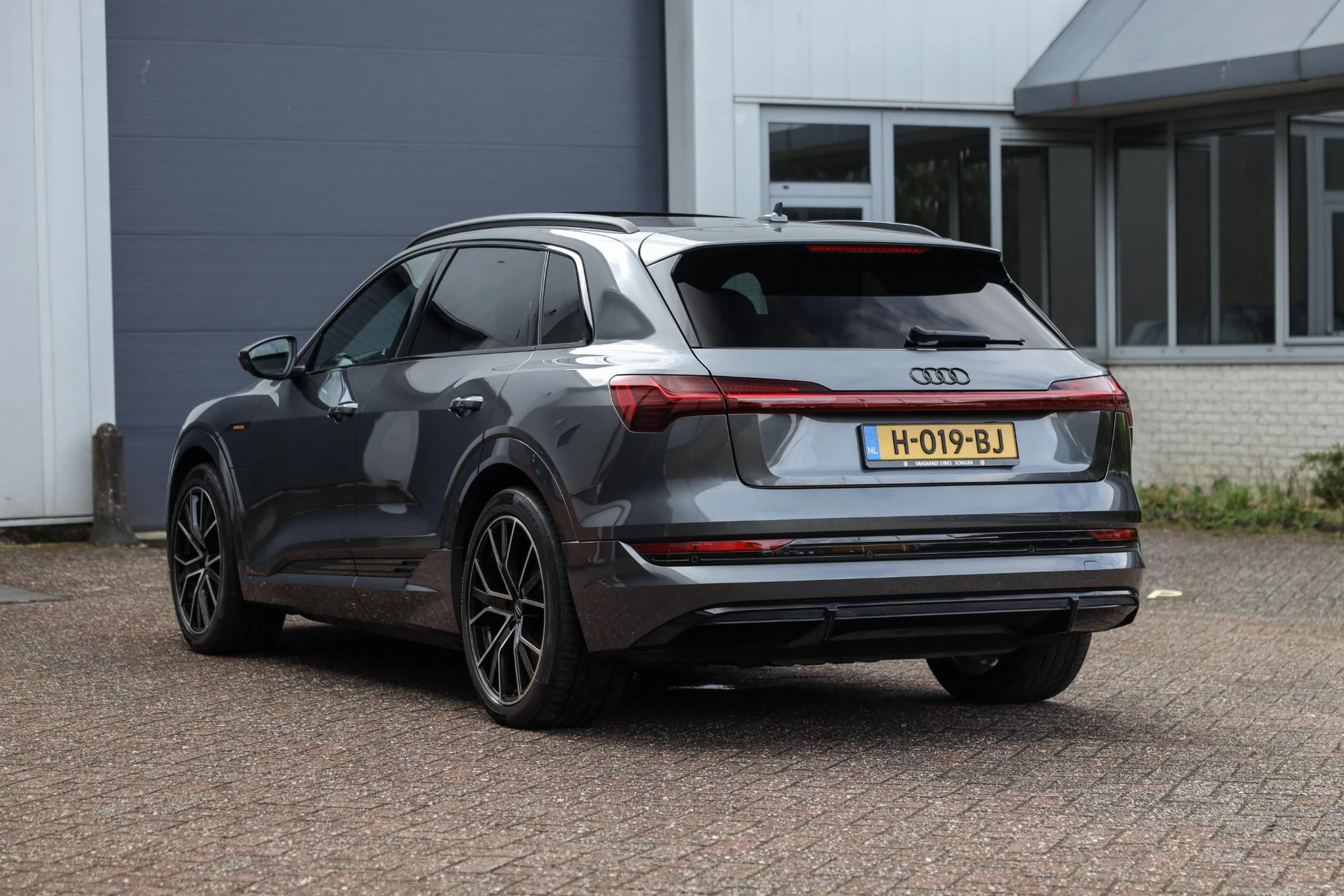 Hoofdafbeelding Audi e-tron