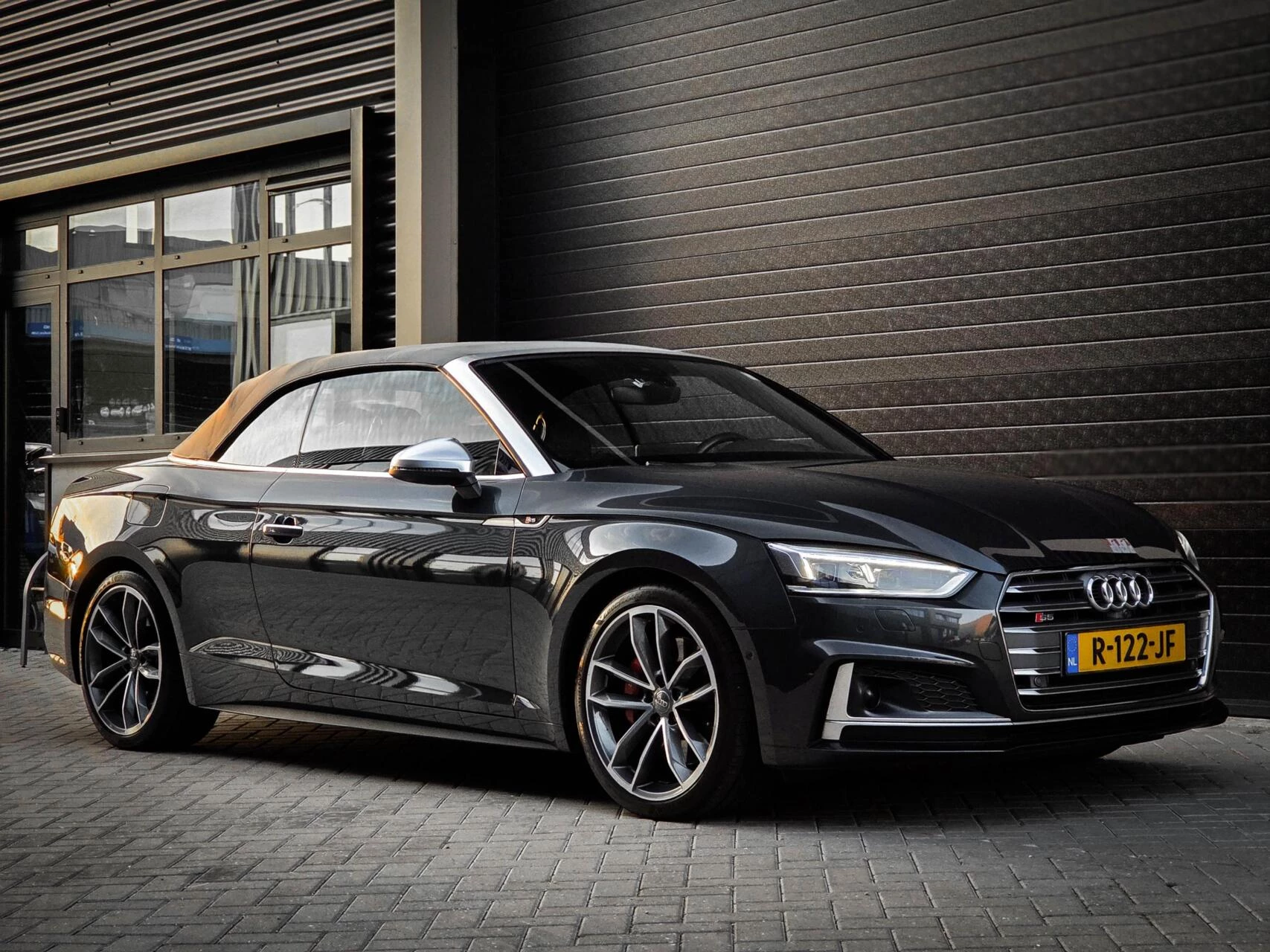 Hoofdafbeelding Audi S5