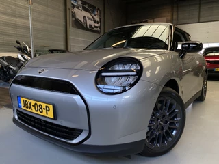 MINI 3-deurs Mini Cooper E Essential 40.7 kWh Nieuw, 17INCH