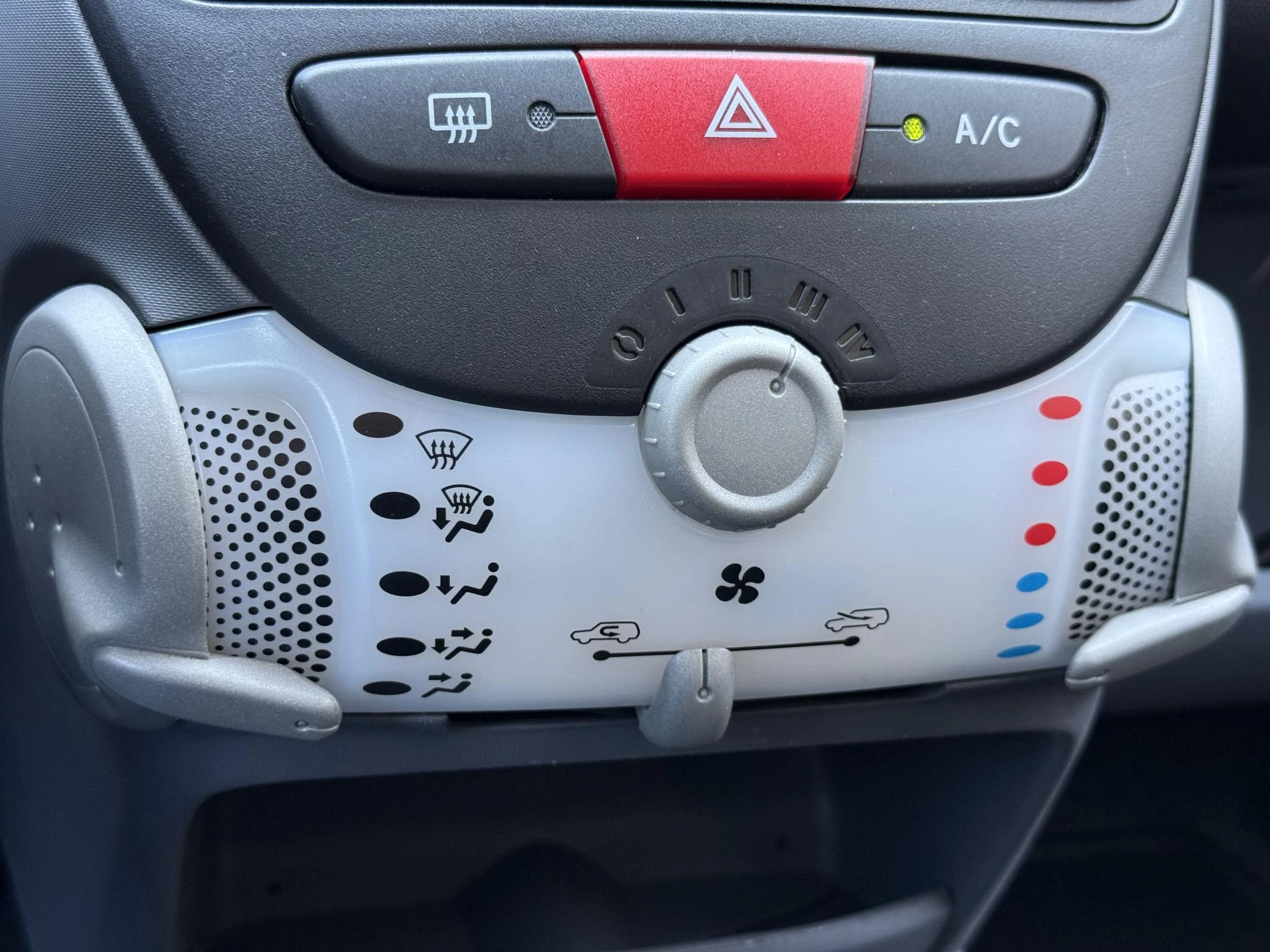 Hoofdafbeelding Peugeot 107