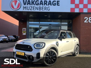MINI Countryman Mini 1.5 Cooper S E ALL4 Classic // FULL LED // NAVI + CARPLAY // KEYLESS // CAMERA // SHADOW LINE // STOELVERWARMING