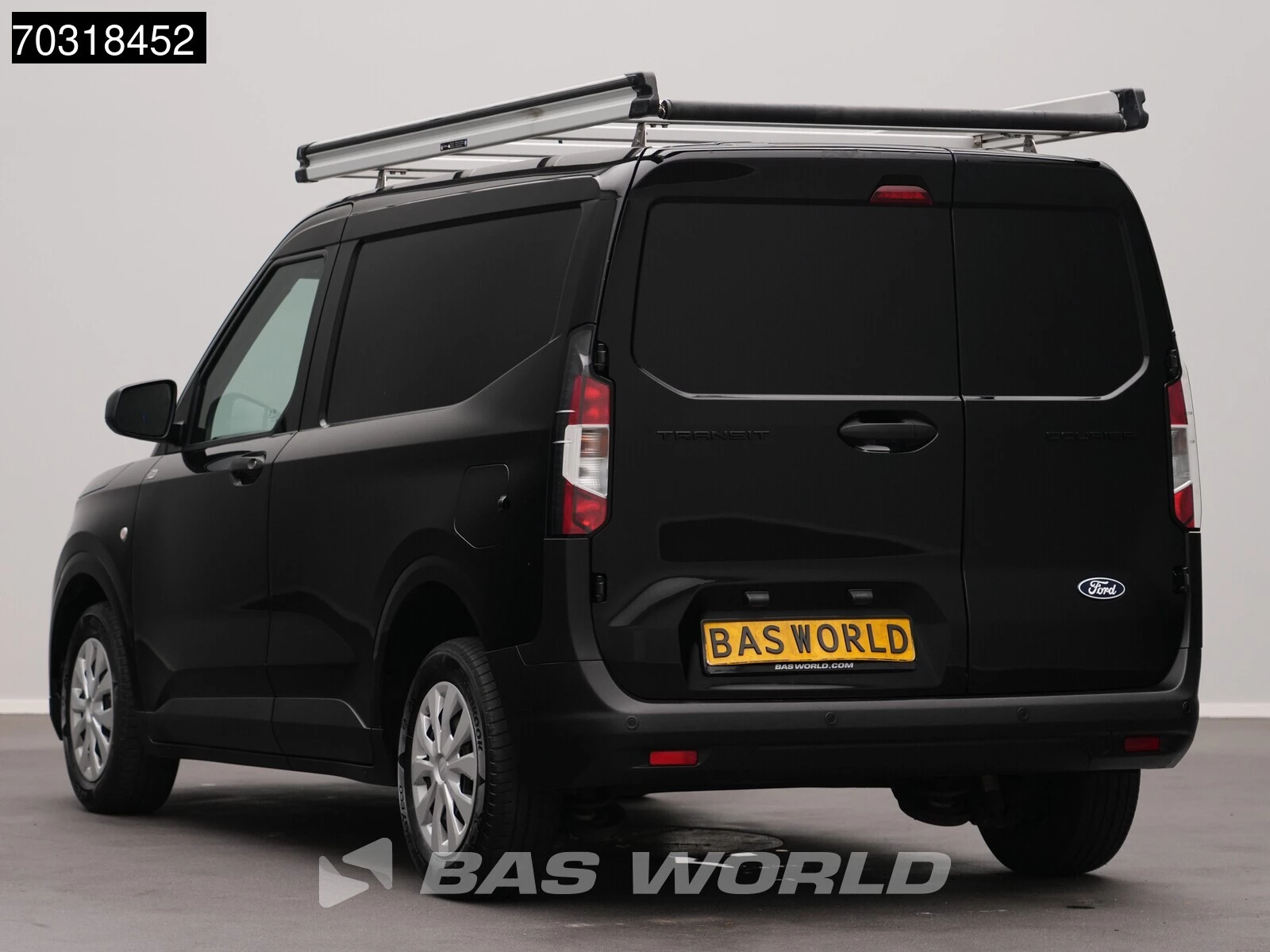 Hoofdafbeelding Ford Transit Courier