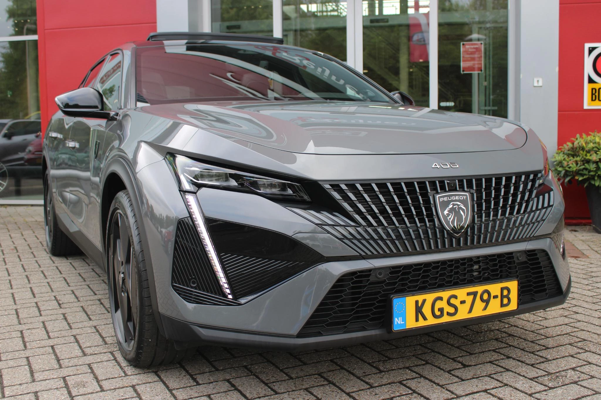 Hoofdafbeelding Peugeot 408