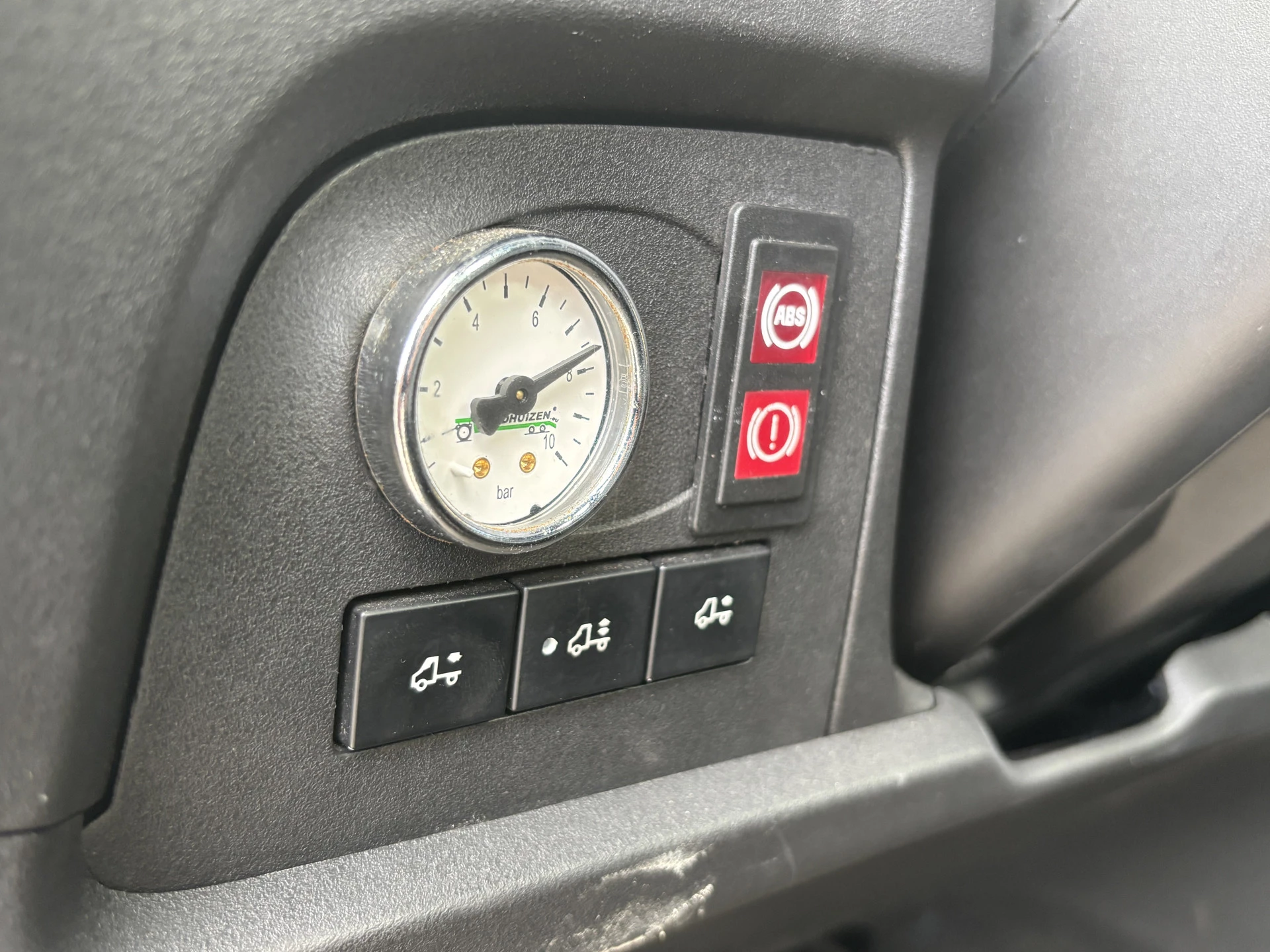 Hoofdafbeelding Iveco 40C18 3.0 180 PK Automaat Be Trekker + Autotransporter Tijhof voor 3 auto's