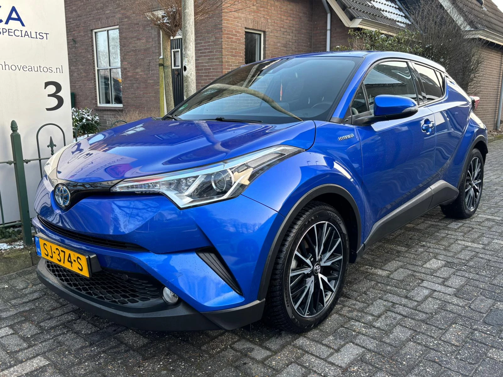 Hoofdafbeelding Toyota C-HR