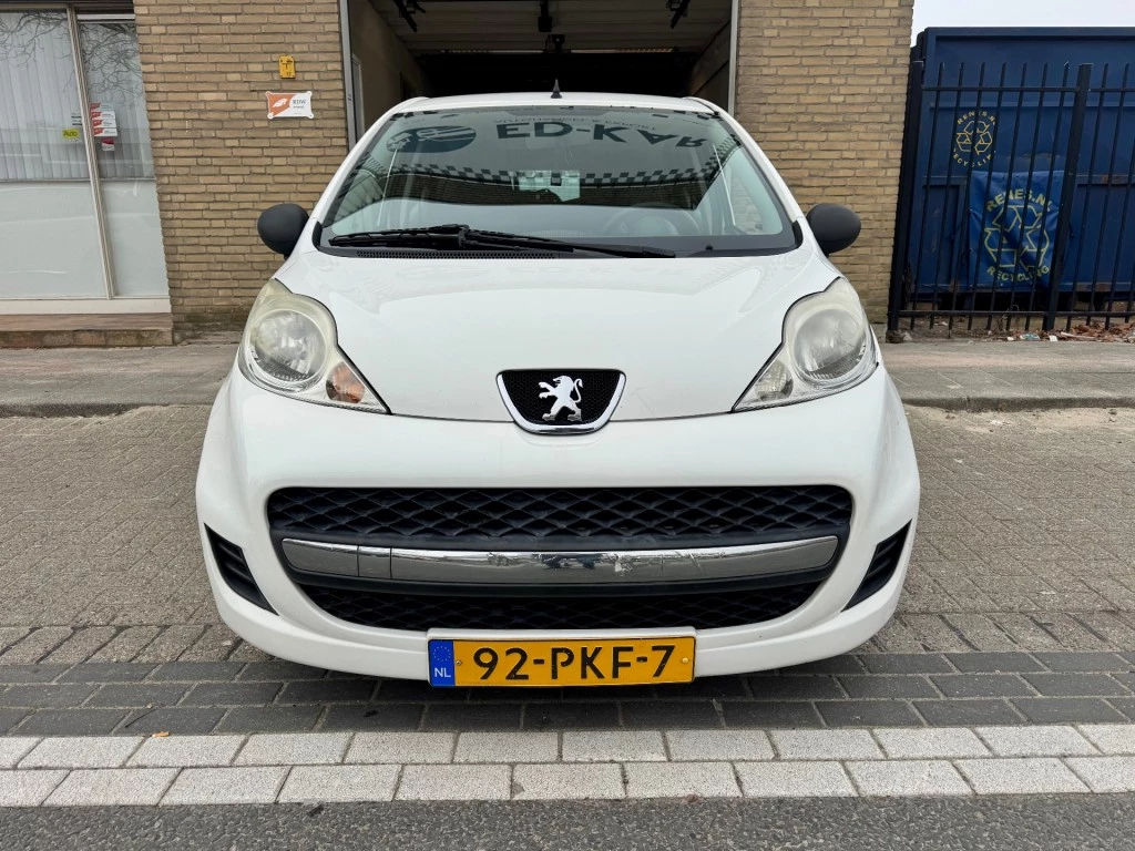 Hoofdafbeelding Peugeot 107