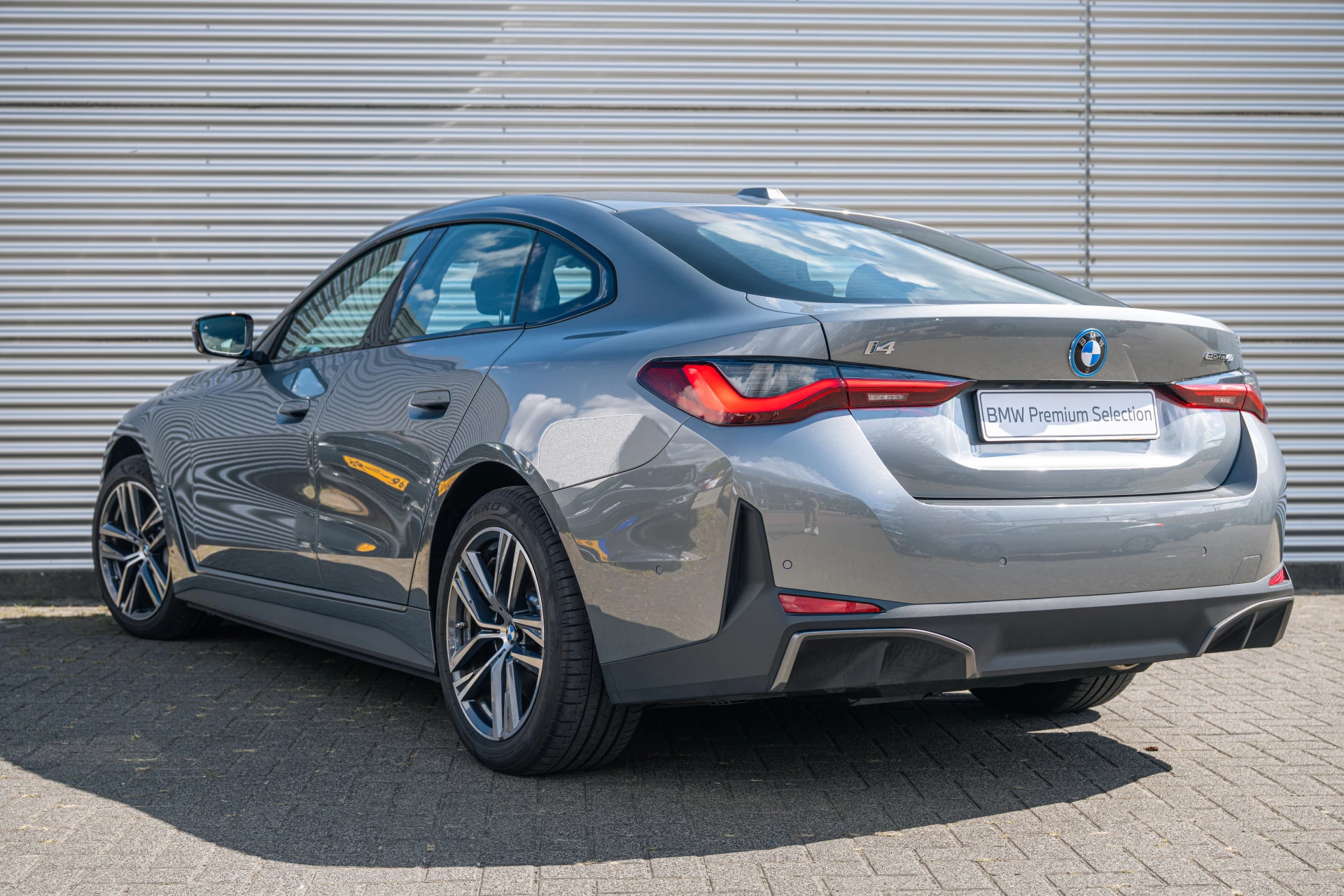 Hoofdafbeelding BMW i4