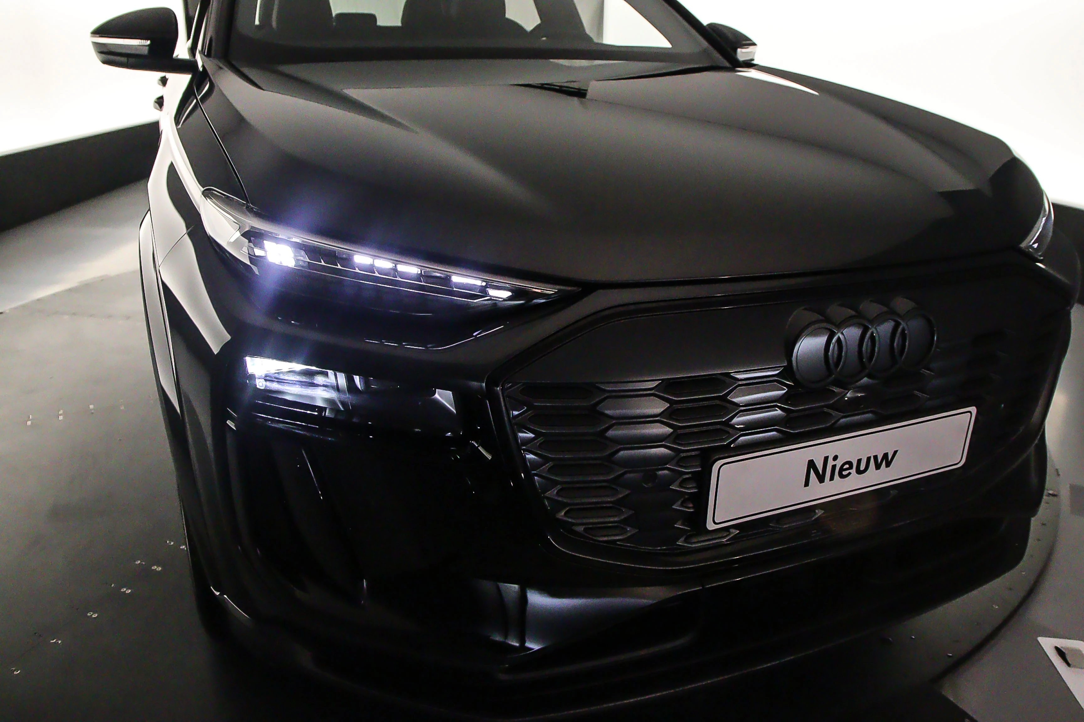 Hoofdafbeelding Audi Q6 e-tron