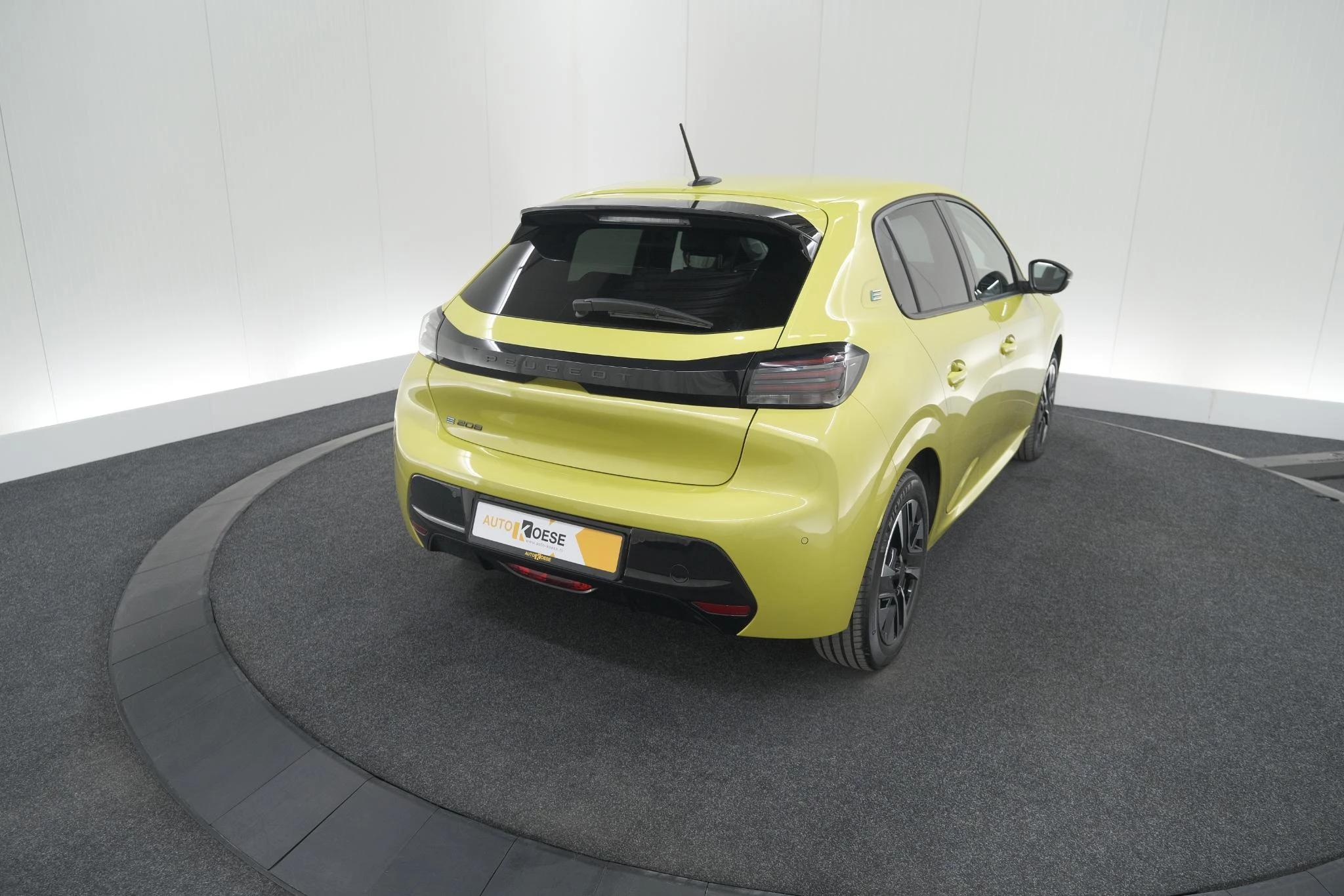 Hoofdafbeelding Peugeot e-208