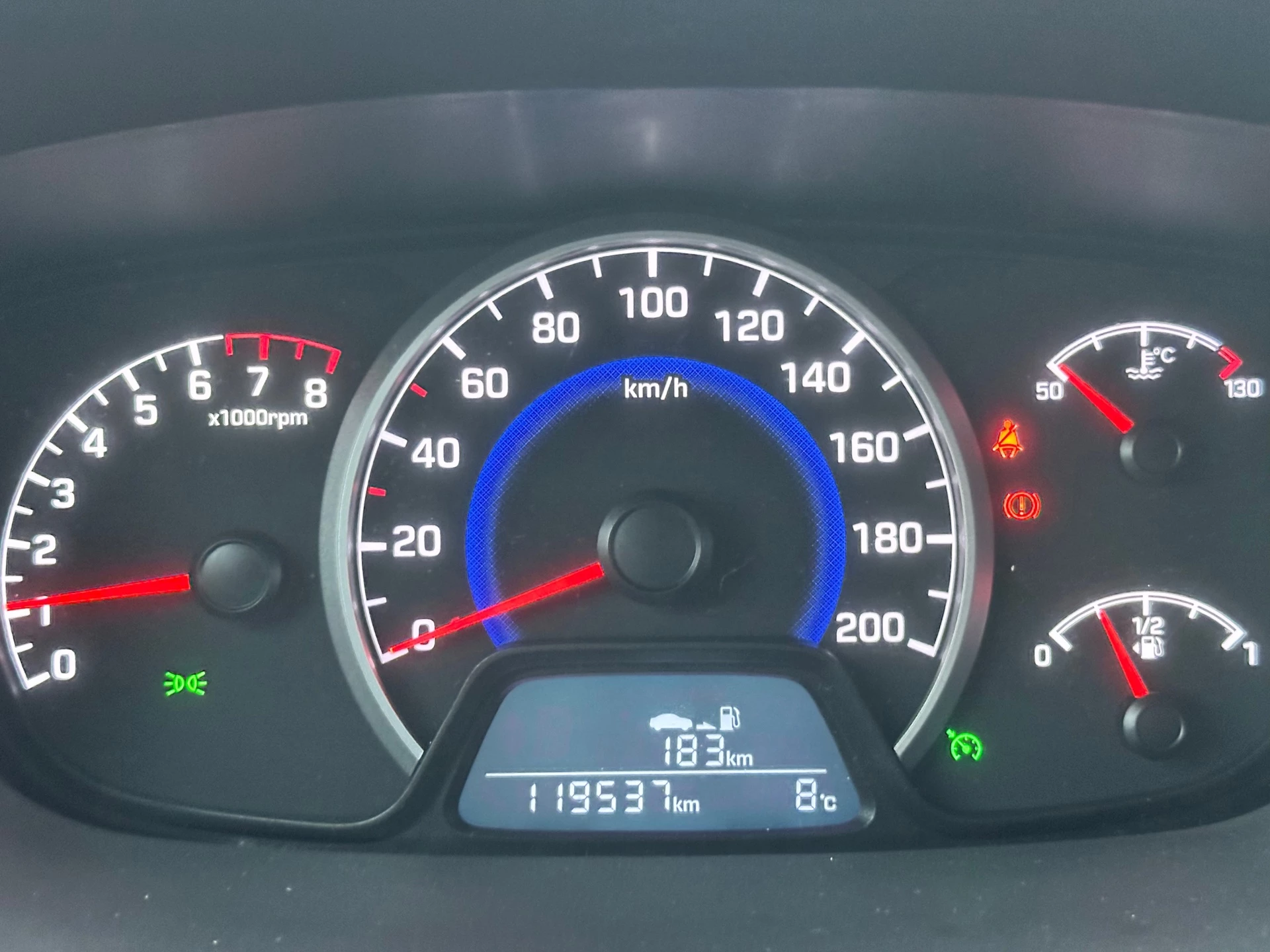 Hoofdafbeelding Hyundai i10