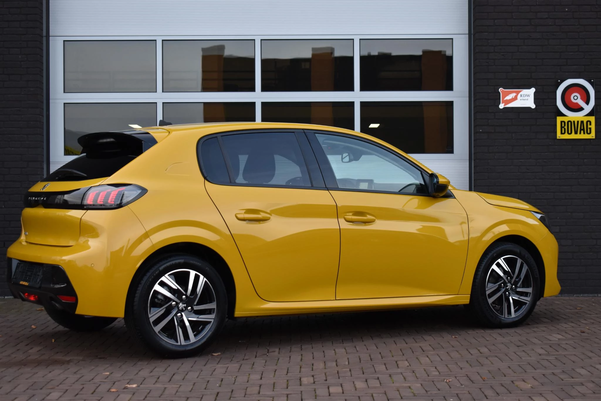 Hoofdafbeelding Peugeot 208