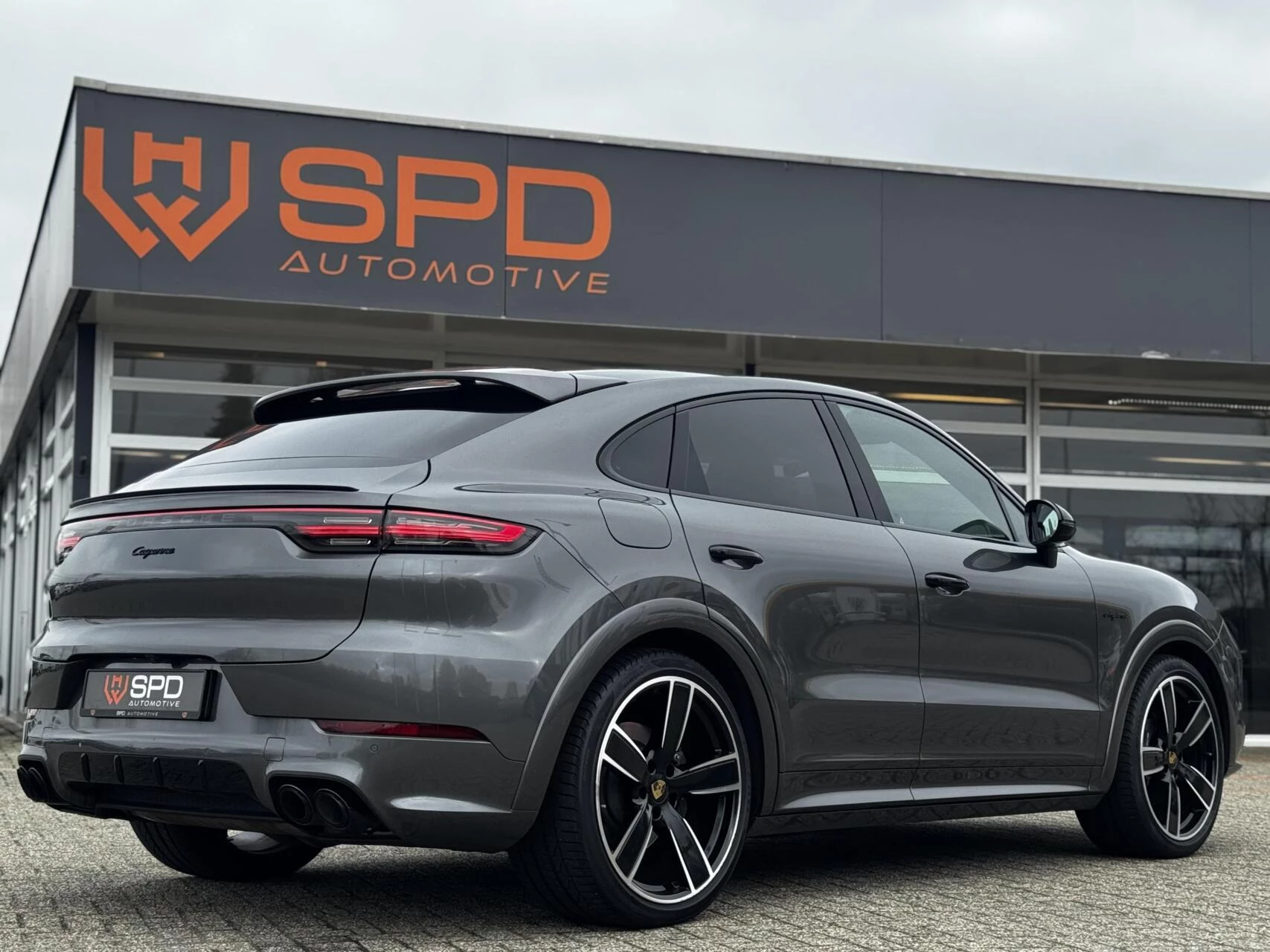 Hoofdafbeelding Porsche Cayenne