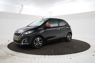 Hoofdafbeelding Peugeot 108 Peugeot 108 1.2 Puretech TOP! Roland Garros Cruise control, Climate control, Camera, Airco