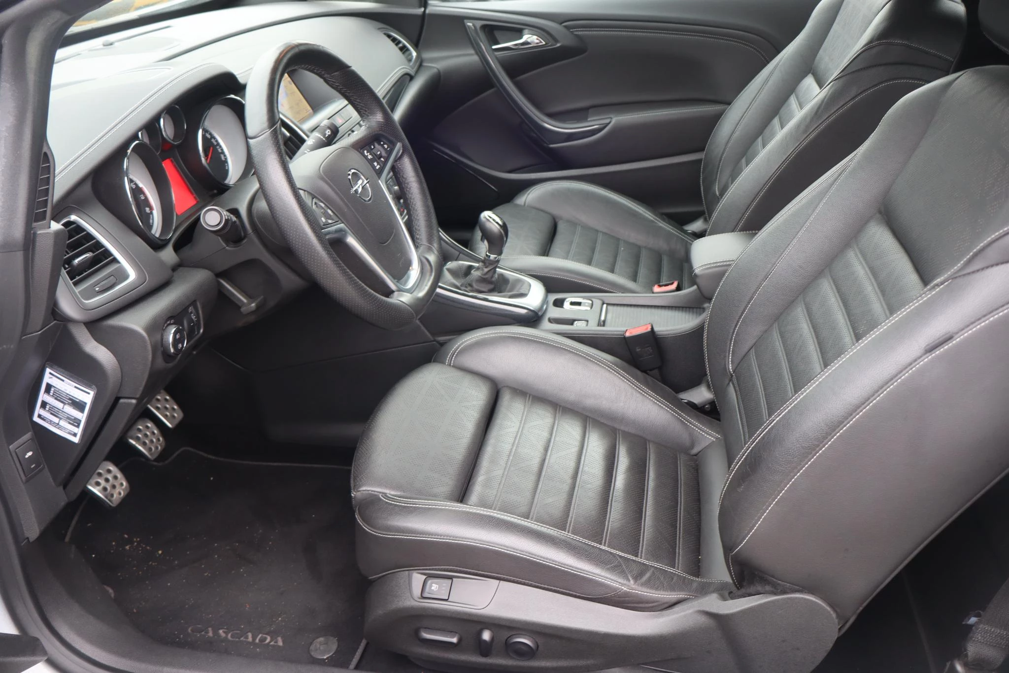Hoofdafbeelding Opel Cascada