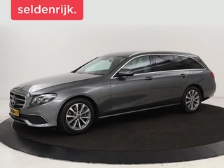 Hoofdafbeelding Mercedes-Benz E-Klasse Mercedes-Benz E-klasse 200 Business Solutions | Leder | 360 camera |  Stoelverwarming | Carplay | Matrix LED | Widescreen | Park Assist | Navigatie | Memory