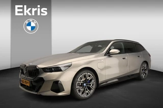 BMW 5 Serie Touring 530e M-Sportpakket Pro / Bower & Wilkens / Driving assistant prof / Trekhaak / Alu wielen 20 inch