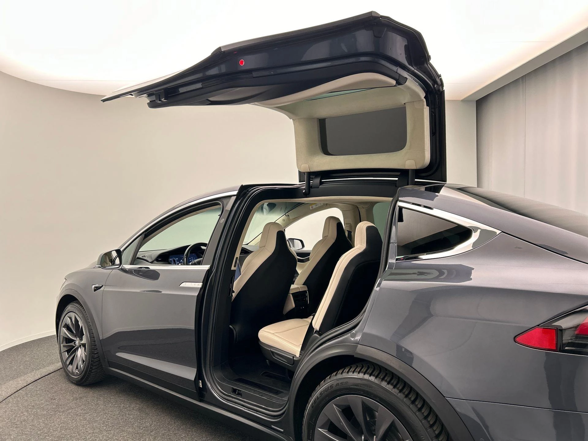 Hoofdafbeelding Tesla Model X