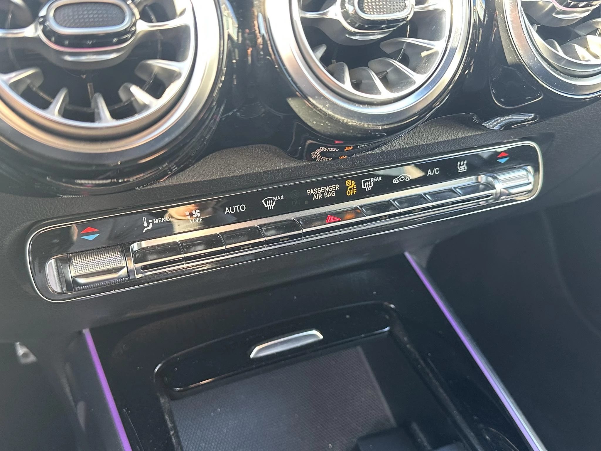 Hoofdafbeelding Mercedes-Benz EQB