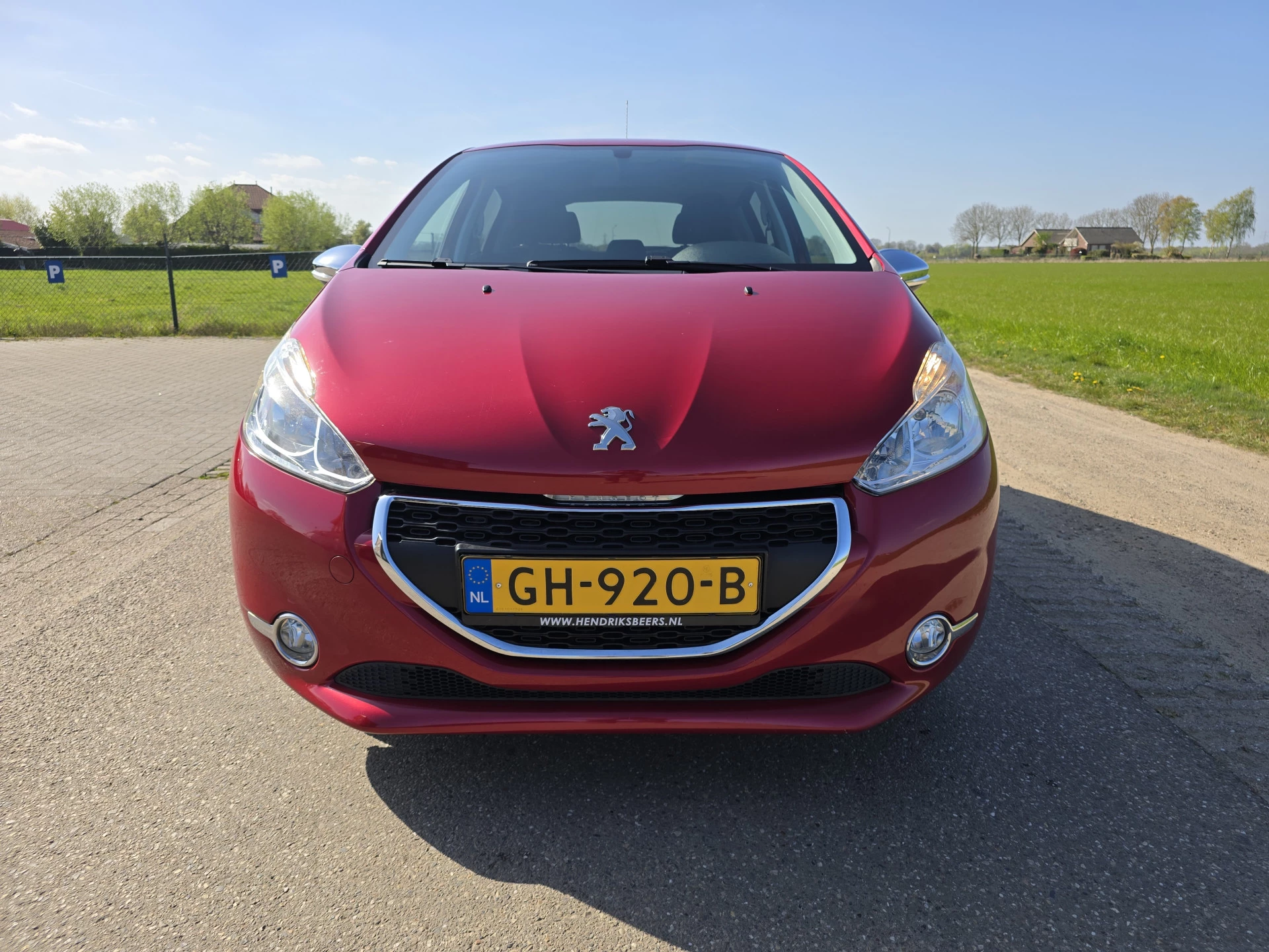 Hoofdafbeelding Peugeot 208