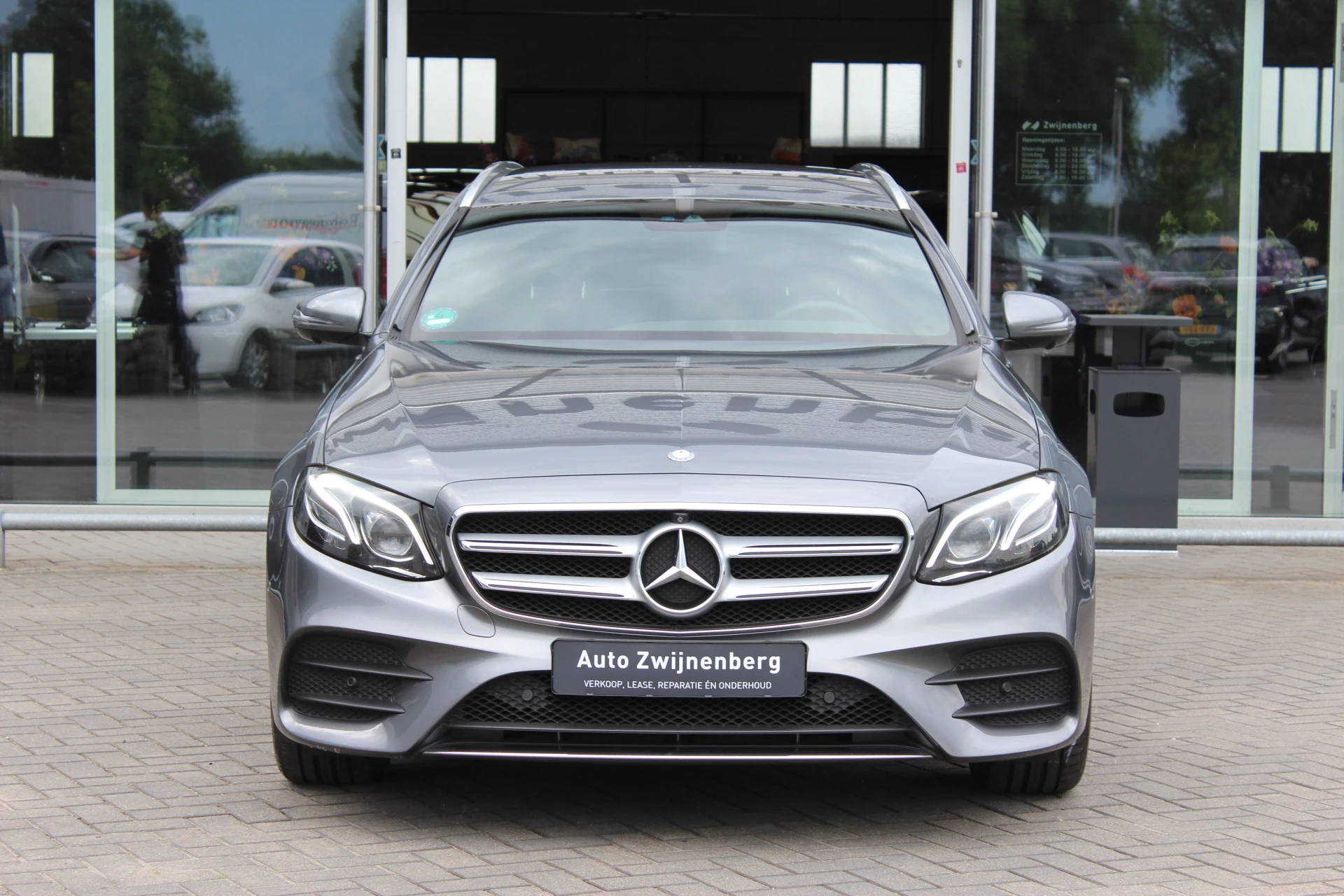 Hoofdafbeelding Mercedes-Benz E-Klasse