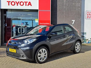 Toyota Aygo X PLAY APPLE/ANDROID AD-CRUISE CAMERA AUTOMATISCH-GROOTLICHT