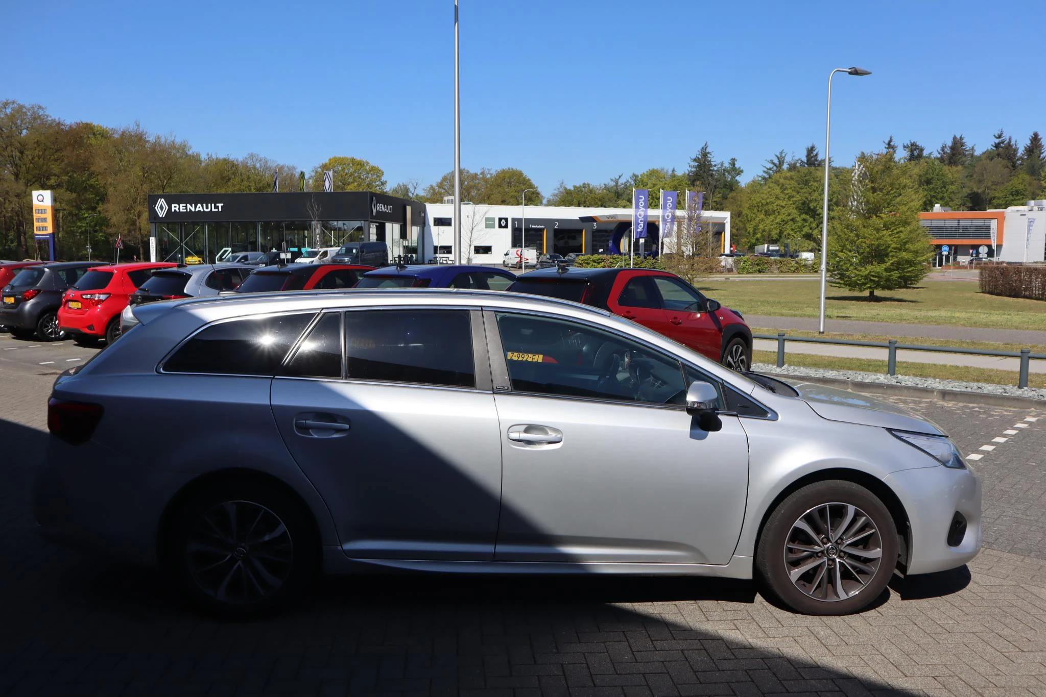 Hoofdafbeelding Toyota Avensis