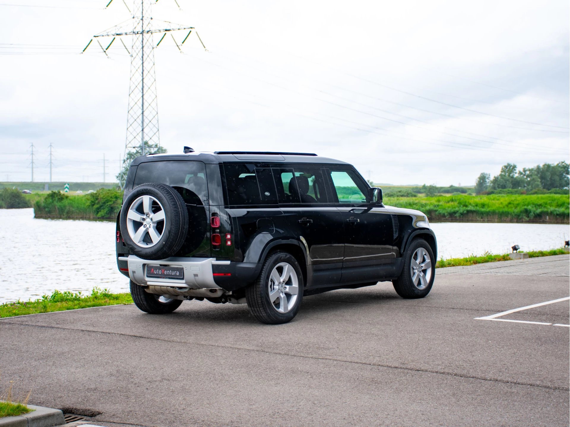 Hoofdafbeelding Land Rover Defender