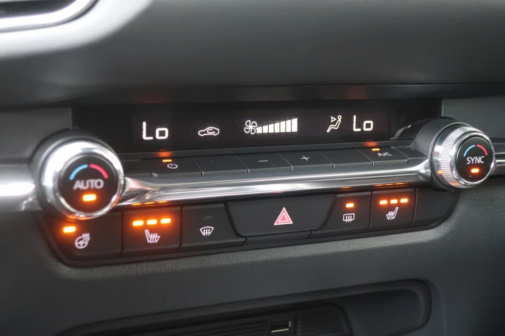 Hoofdafbeelding Mazda CX-30