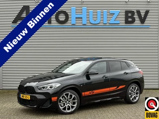 Hoofdafbeelding BMW X2 BMW X2 sDrive20i High Executive M Sport Mesh Edition Panoramadak 19 Inch M Sportzetels DAB Carplay