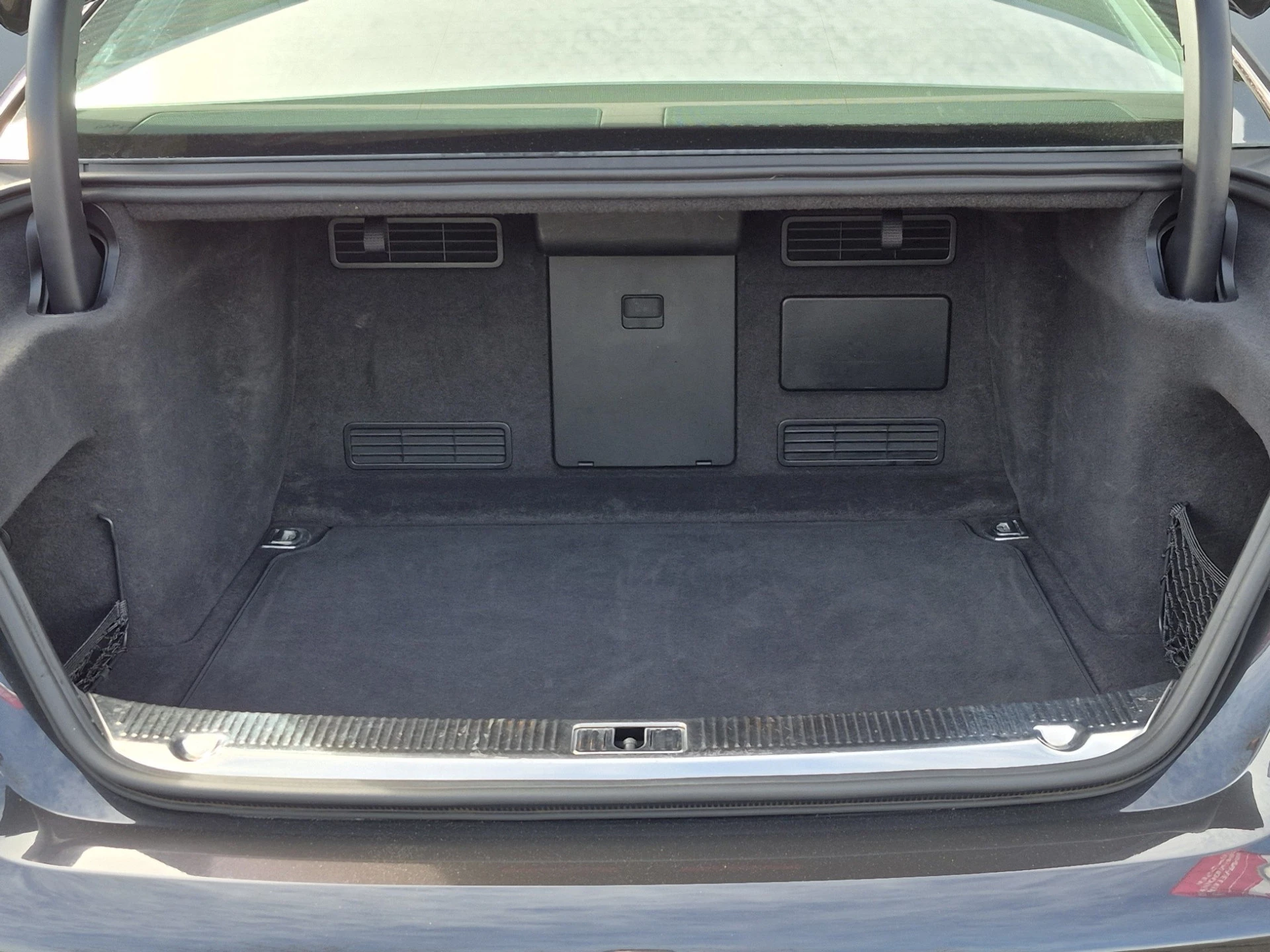 Hoofdafbeelding Audi A8