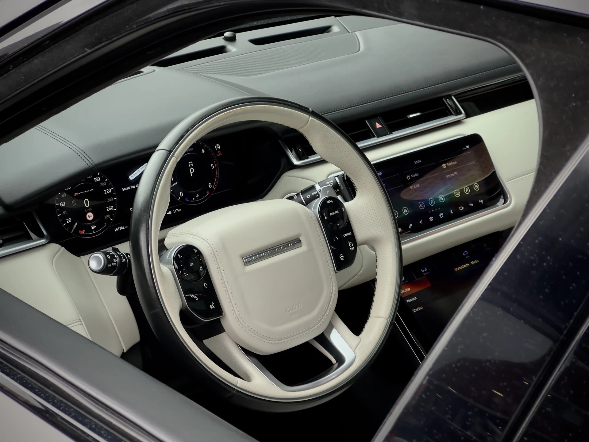Hoofdafbeelding Land Rover Range Rover Velar