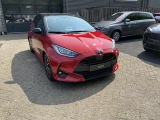 Toyota Yaris 1.5 HYBRID DYNAMIC-PACK BI TONE GARANTIE TOT 2033 CARPLAY NAVI.CLIMA.CRUISE.CAMERA.LMV