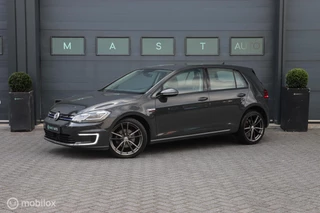 Hoofdafbeelding Volkswagen e-Golf Volkswagen e-Golf | NAP | ACC | Warmtepomp | Apple CarPlay