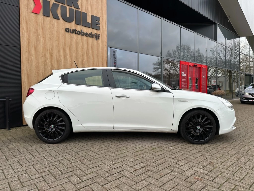 Hoofdafbeelding Alfa Romeo Giulietta